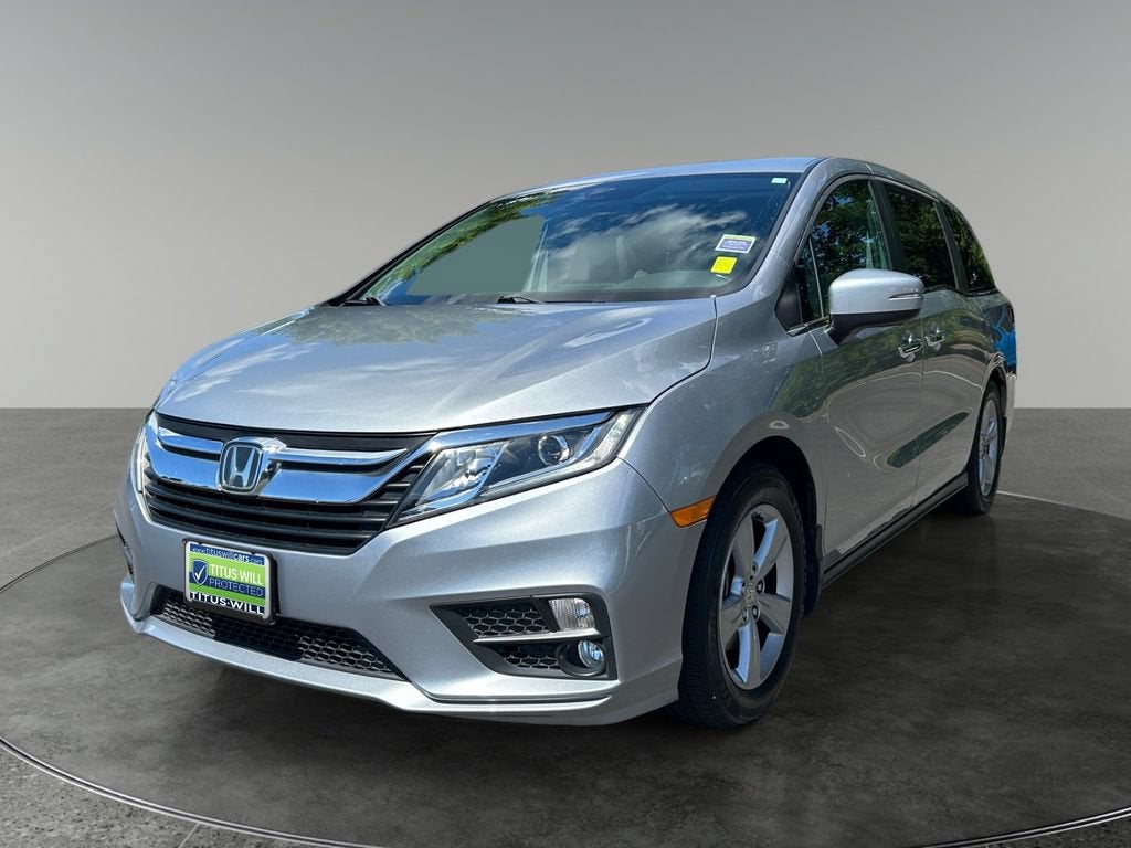 2018 Honda Odyssey — rear three-quarter view
