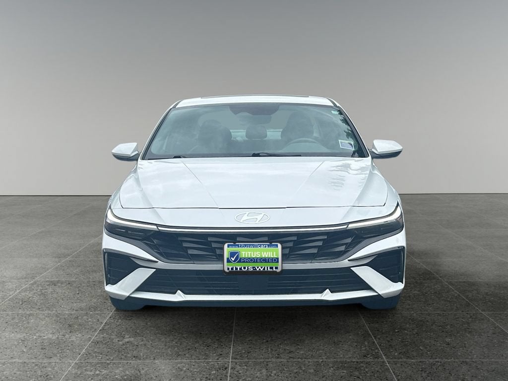 2025 Hyundai Elantra — side profile view