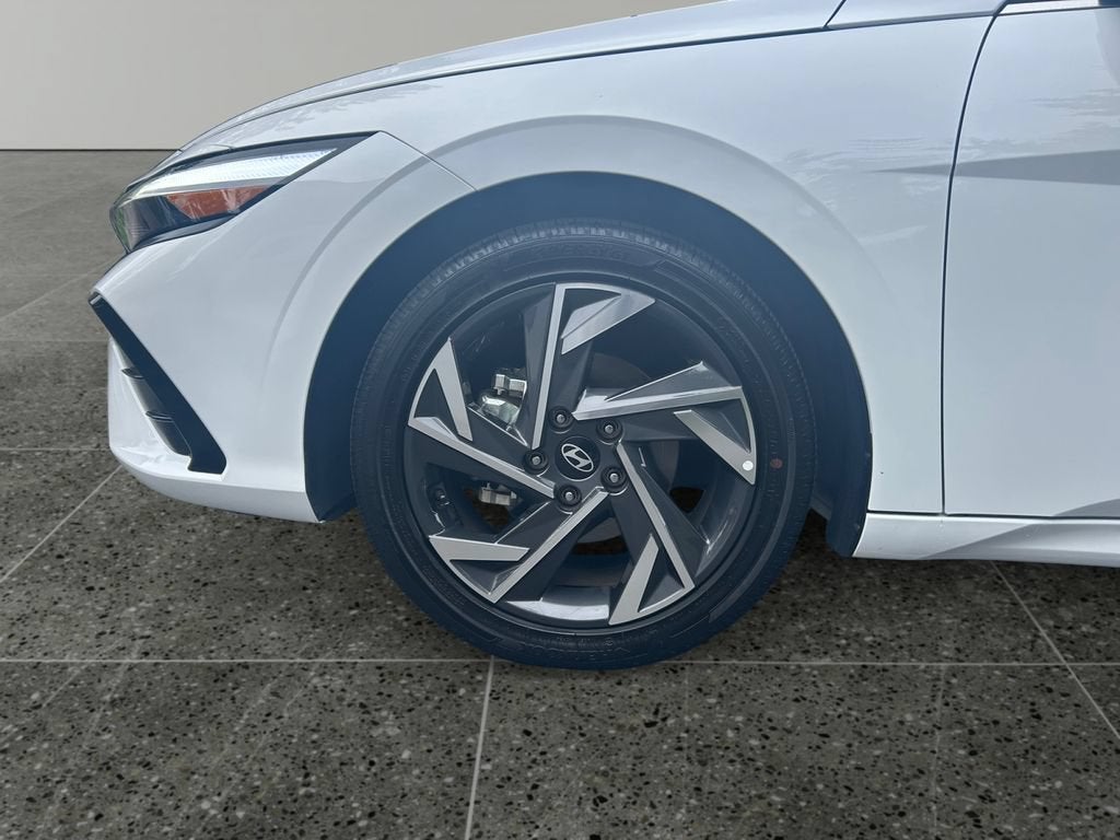 2025 Hyundai Elantra — interior view