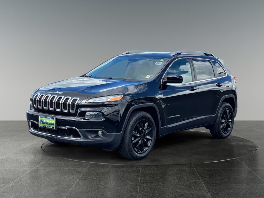 2017 Jeep Cherokee — rear three-quarter view