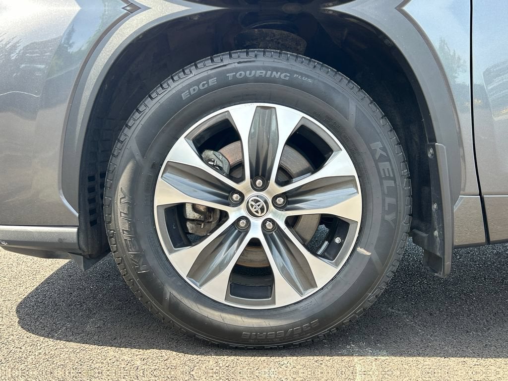2021 Toyota Highlander — interior view